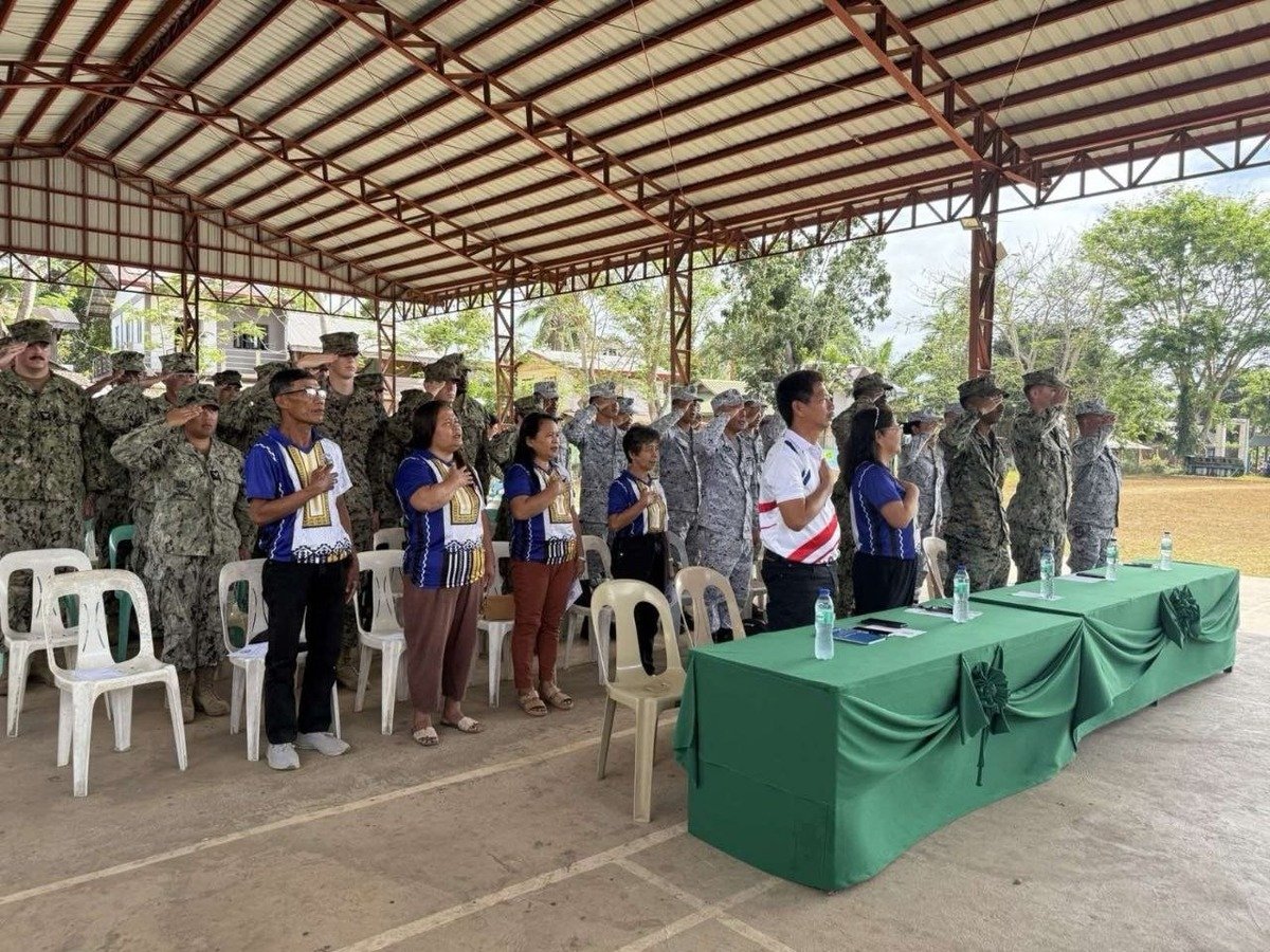 PH-US Troops Build El Nido School Under Exercise Balikatan 1 Photo courtesy of 6CRG/AFP
