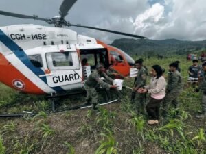 Military Forces Deliver Relief, Clean Water to Quake-Stricken Mindanao